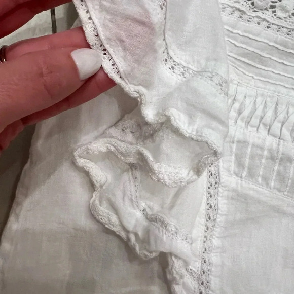 Hartford Girl’s Hedine White Flutter Sleeve Top - Picture 3 of 9